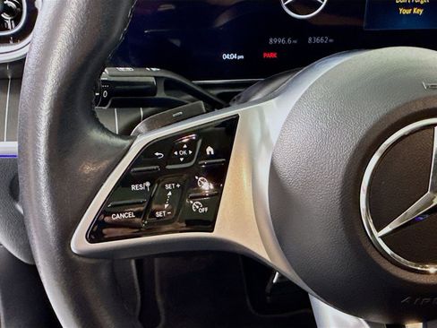 Used 2023 Mercedes-Benz C 300 Sedan image 11