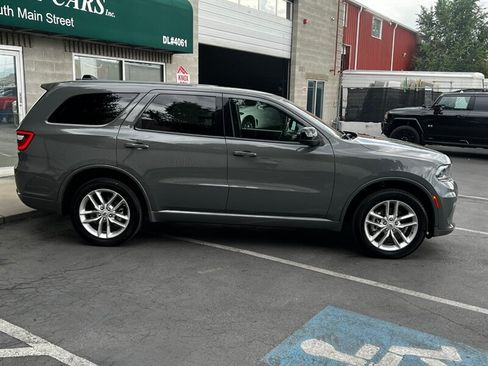 Used 2025 Dodge Durango GT AWD/4WD image 8