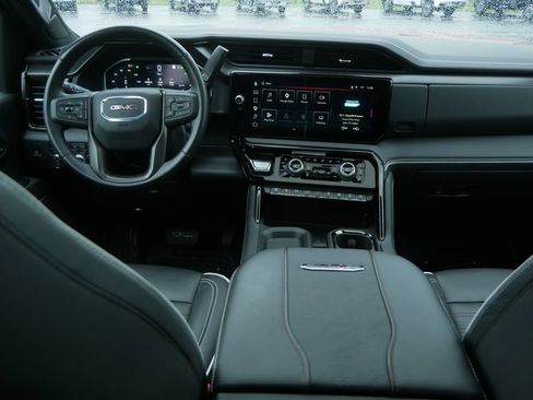 Used 2024 GMC Sierra 2500 AT4X AWD/4WD image 26