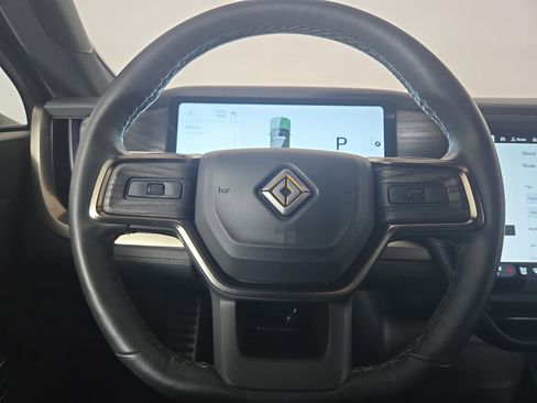 Used 2023 Rivian R1S Adventure image 28