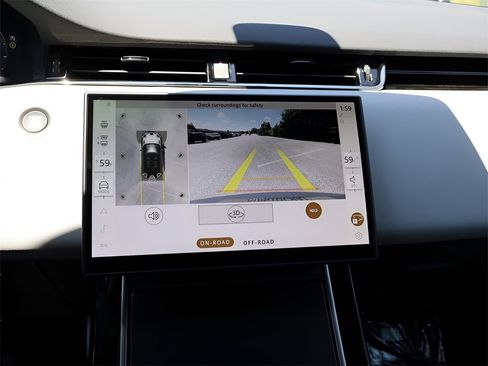 New 2026 Land Rover Range Rover Evoque Dynamic SE image 24