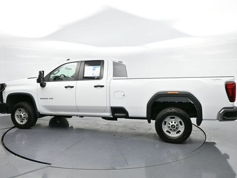 Used 2021 Chevrolet Silverado 2500 W/T w/ WT Convenience Package AWD/4WD image 5