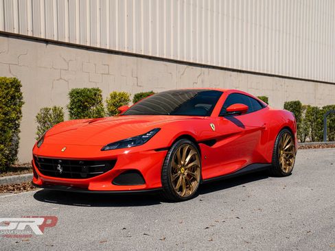 Used 2023 Ferrari Portofino M RWD image 14