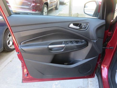 Used 2018 Ford Escape SEL AWD/4WD image 29
