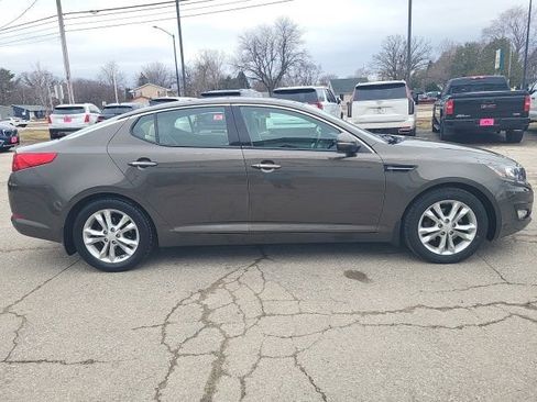 Used 2013 Kia Optima EX w/ Premium Pkg image 19