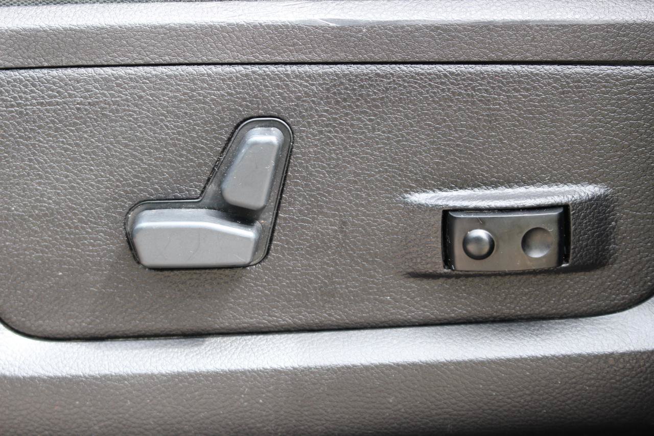 Used 2016 RAM 1500 Big Horn AWD/4WD image 15
