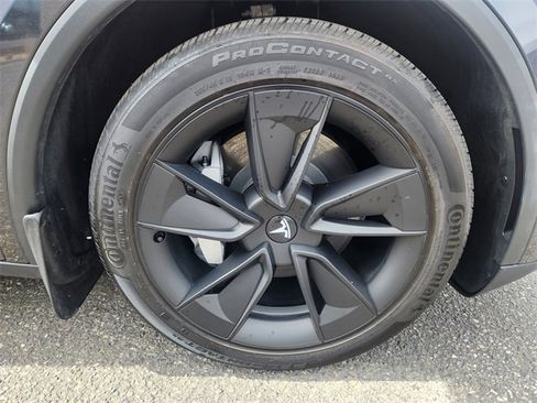 Used 2026 Tesla Model Y AWD image 24