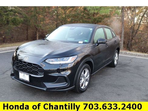 Used 2023 Honda HR-V LX image 3