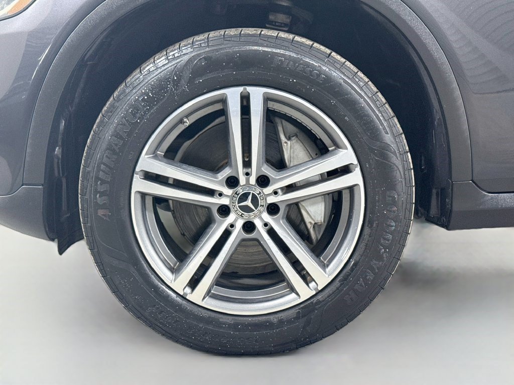 Used 2020 Mercedes-Benz GLC 300 image 36