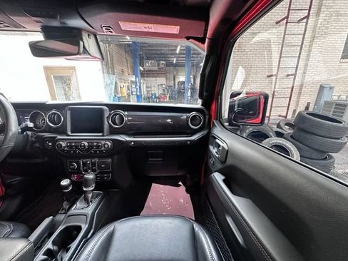 Used 2023 Jeep Wrangler Unlimited Rubicon 392 w/ Trailer Tow Package AWD/4WD image 22