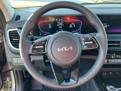 New 2026 Kia Seltos S image 13