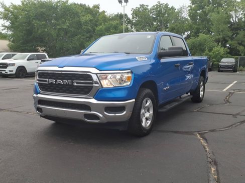 Used 2023 RAM 1500 Big Horn AWD/4WD image 7
