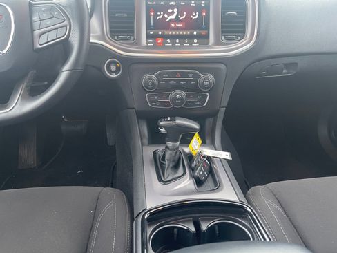 Used 2022 Dodge Charger SXT w/ Blacktop Package image 12