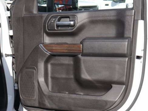 Used 2020 Chevrolet Silverado 1500 LT w/ Bed Protection Package image 38