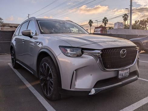 Certified 2024 MAZDA CX-90 Plug-In Hybrid w/ Premium Pkg image 23