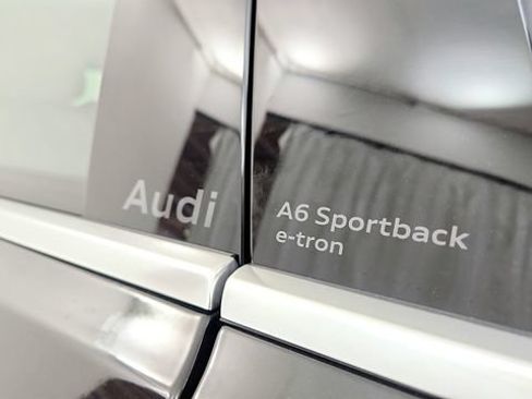 Used 2025 Audi A6 e-tron Premium Plus w/ Premium Plus RWD image 32