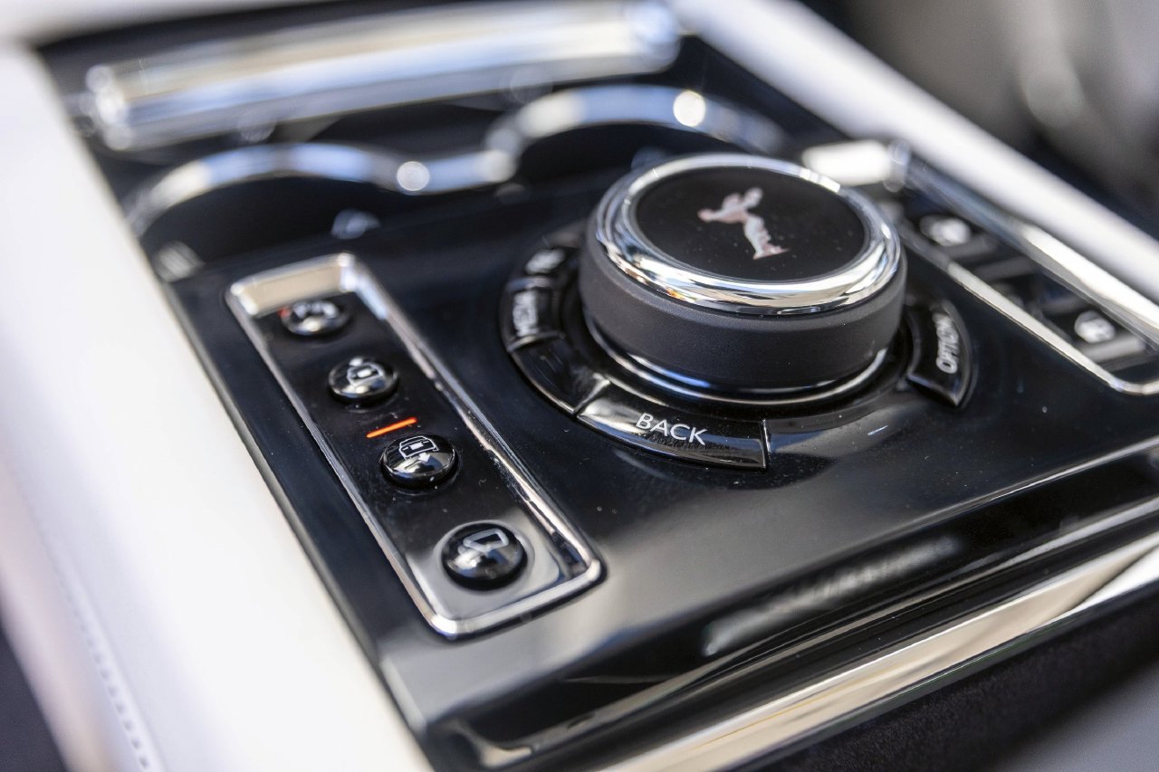 Certified 2025 Rolls-Royce Ghost AWD/4WD image 38