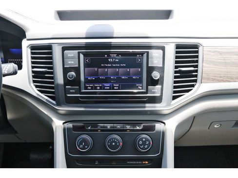 Used 2022 Volkswagen Atlas SE FWD image 23