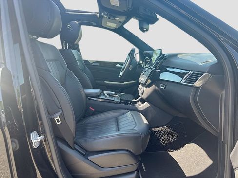 Used 2018 Mercedes-Benz GLE 350 4MATIC image 24