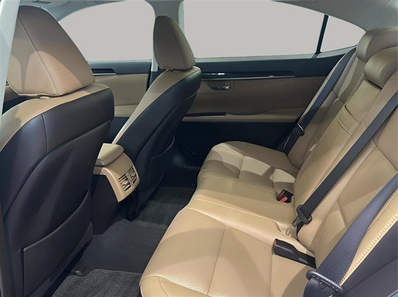Used 2017 Lexus ES 350 w/ Navigation System Package FWD image 17