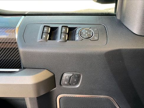 Used 2018 Ford F150 Raptor w/ Equipment Group 802A Luxury AWD/4WD image 33