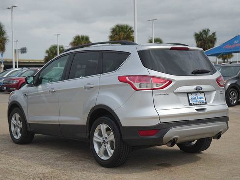 Used 2014 Ford Escape SE w/ Equipment Group 201A image 4