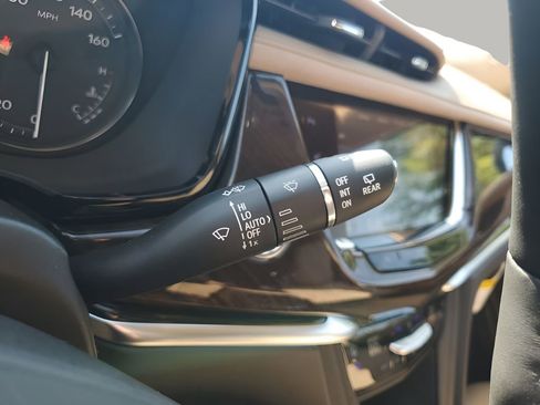 New 2025 Cadillac XT6 Premium Luxury w/ Platinum Package image 38