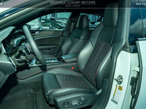 Used 2021 Audi RS 7 Sportback w/ Black Optic Package AWD/4WD image 8