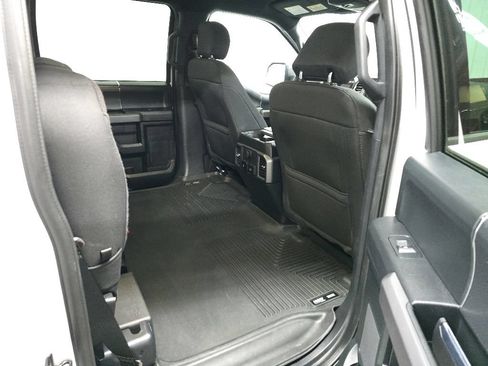 Used 2020 Ford F150 XLT w/ Equipment Group 302A Luxury AWD/4WD image 18