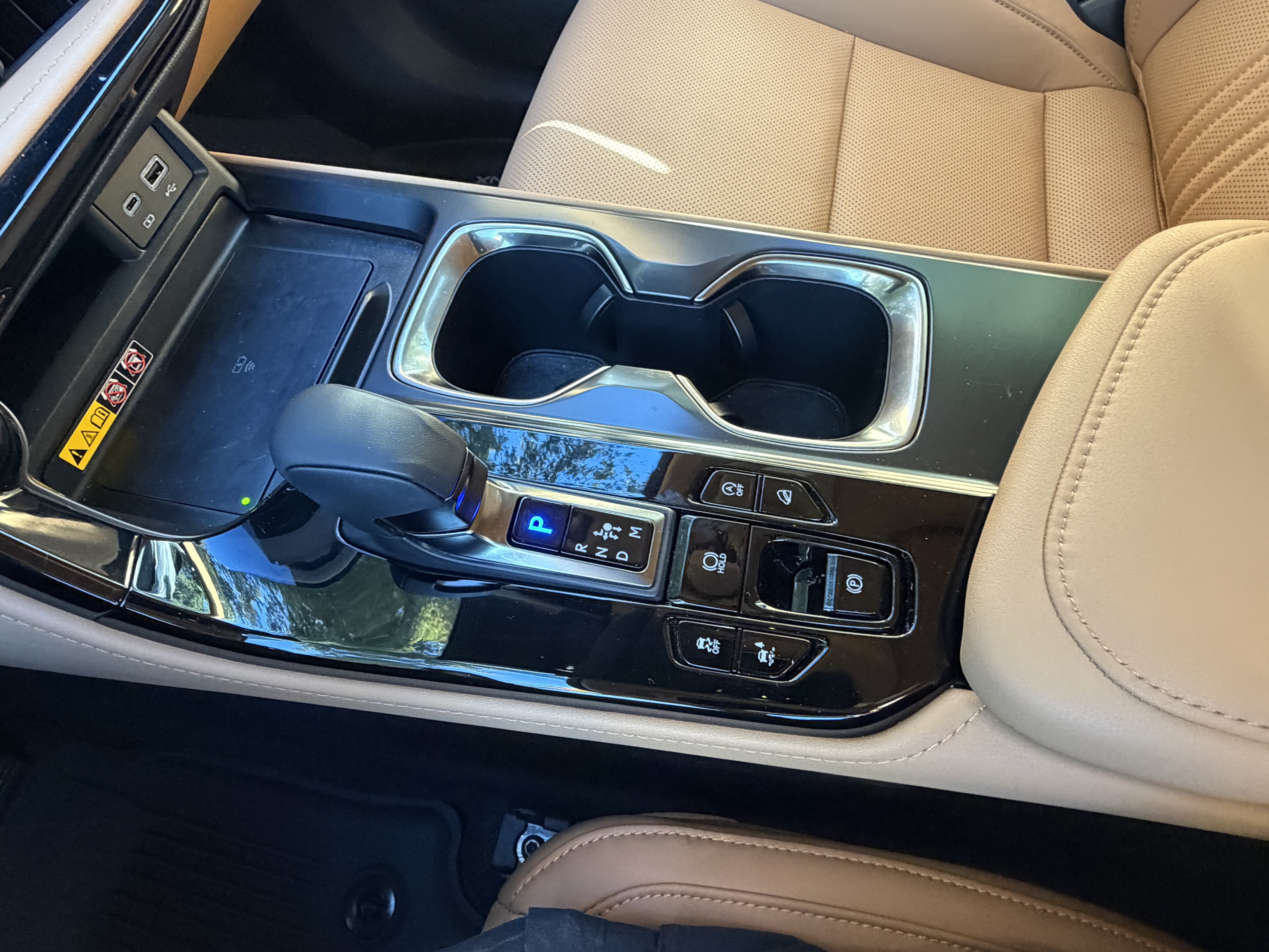 Certified 2025 Lexus NX 350 AWD w/ Accessory Package (2T) image 26