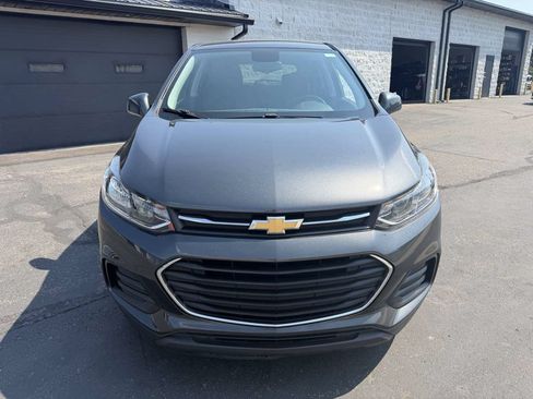 Used 2019 Chevrolet Trax LS w/ Tint and Cruise Package FWD image 7