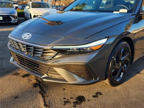 New 2026 Hyundai Elantra Sport image 9