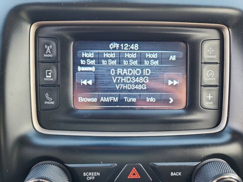 Used 2014 Jeep Grand Cherokee Laredo w/ Quick Order Package 23E image 28