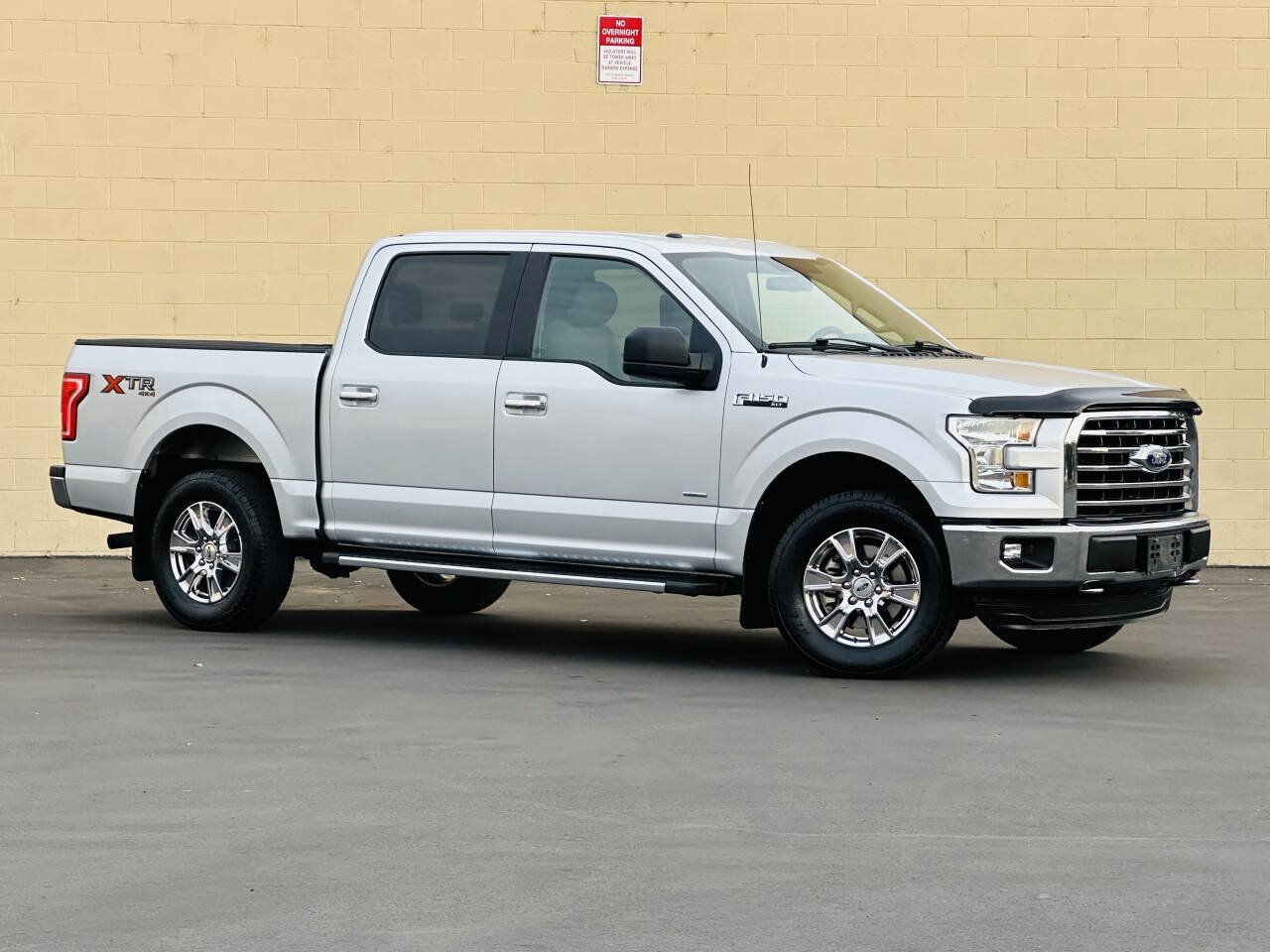Used 2017 Ford F150 XLT w/ XTR Package AWD/4WD image 2