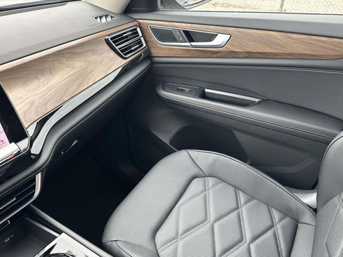 New 2026 Volkswagen Atlas SE AWD/4WD image 25