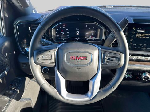 Used 2024 GMC Sierra 1500 Elevation image 14