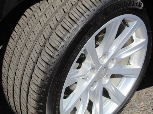 Used 2024 Cadillac CT5 Luxury w/ Sun And Sound Package image 10