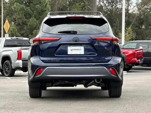 New 2026 Toyota Highlander Limited image 4