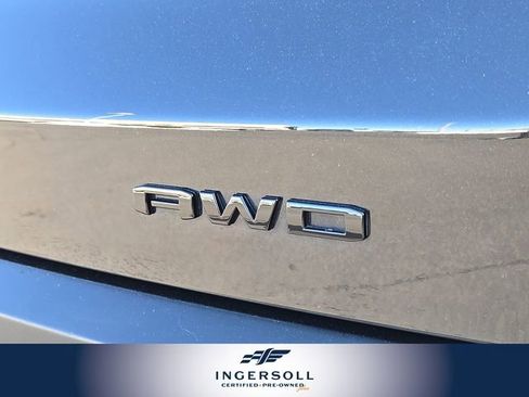 Used 2023 GMC Acadia SLE w/ Driver Convenience Package image 32