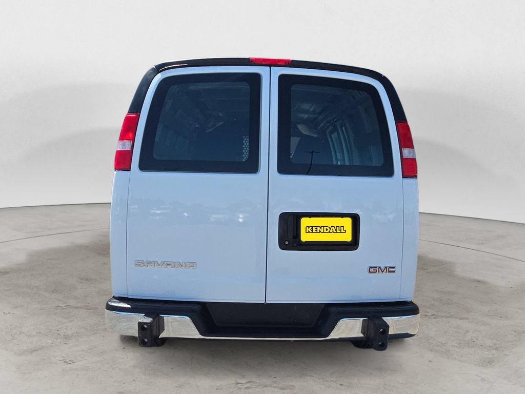 Used 2024 GMC Savana 2500 w/ Driver Convenience Package RWD image 6