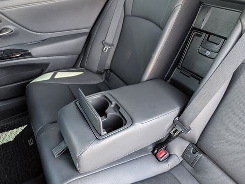 Used 2023 Lexus ES 350 F Sport FWD image 19