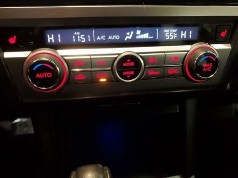 Used 2017 Subaru Legacy 2.5i Premium image 19