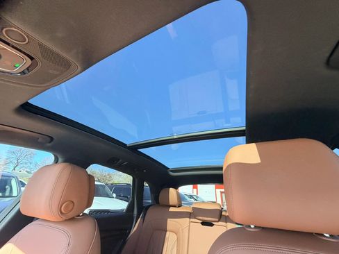 Used 2021 Audi Q5 2.0T Premium w/ Convenience Package image 22