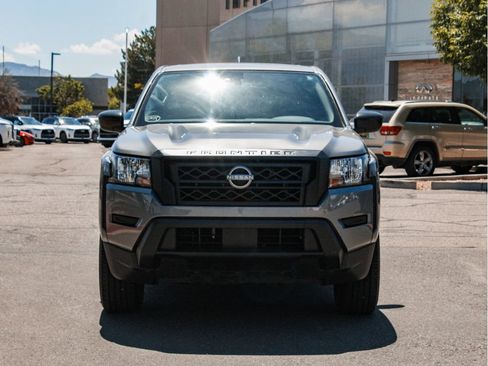 Used 2022 Nissan Frontier S w/ Technology Package RWD image 2