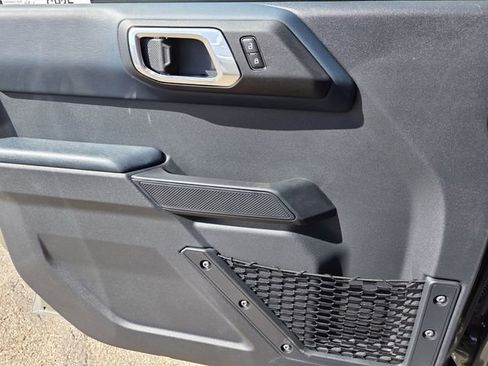 New 2026 Ford Bronco Heritage Edition AWD/4WD image 15