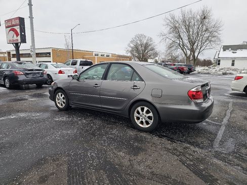 Used 2005 Toyota Camry LE image 5