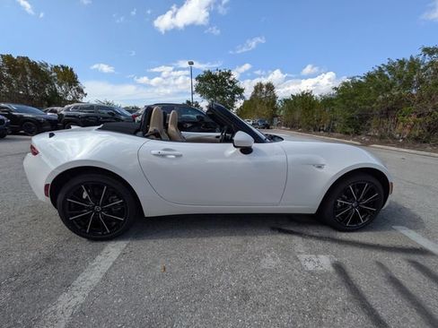 New 2026 MAZDA MX-5 Miata Grand Touring RWD image 4