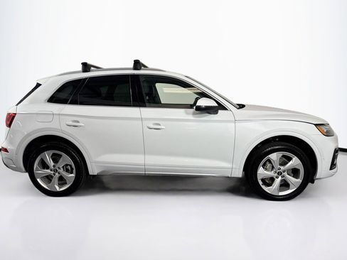 Used 2021 Audi Q5 Prestige w/ Prestige Package image 4