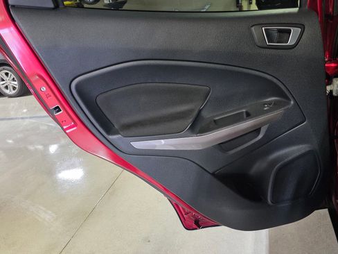 Used 2018 Ford EcoSport SE FWD image 13