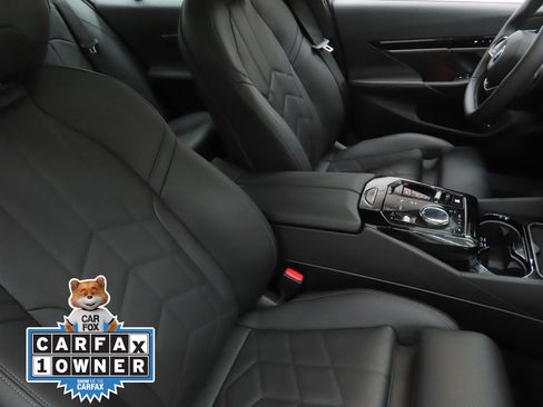 Used 2025 BMW 530i xDrive image 26